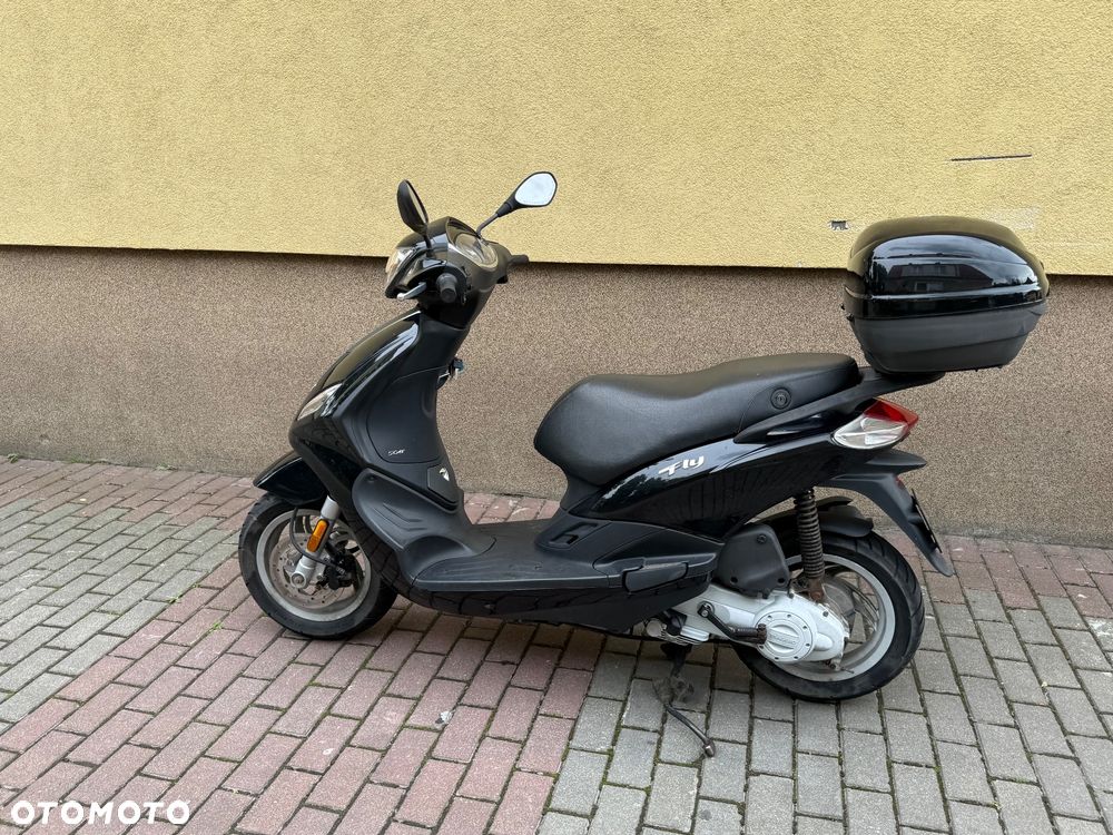 Piaggio FLY - 10
