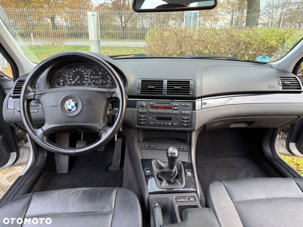BMW Seria 3 316i - 15