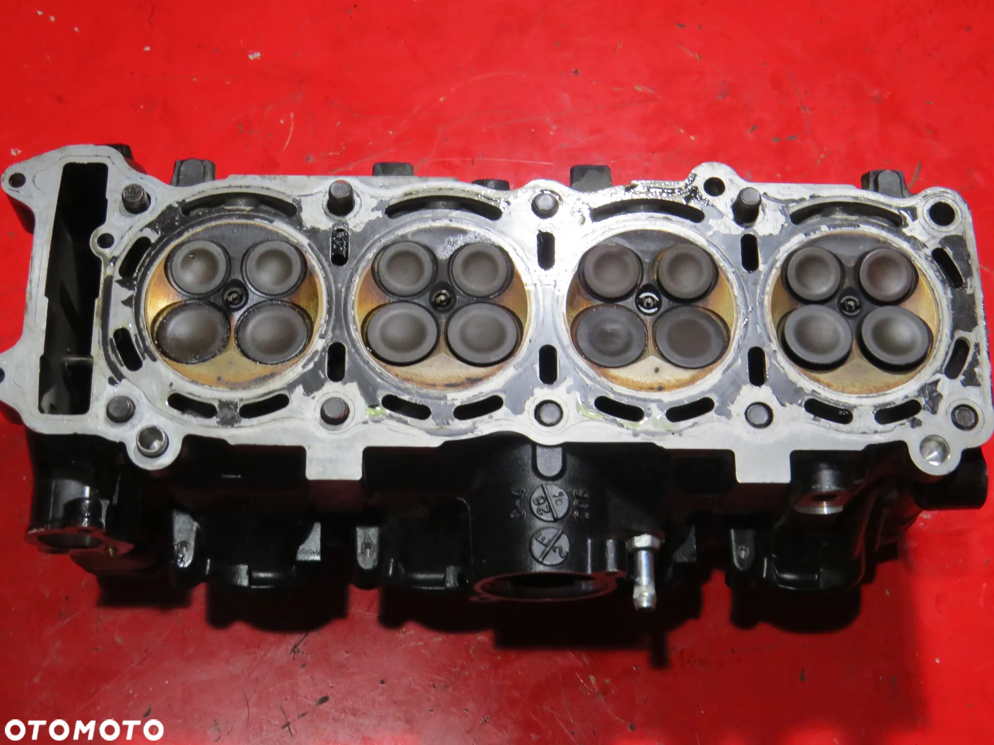 SUZUKI GSR 600 GSR600 K10 głowica pokrywa zaworów zawory head - 4