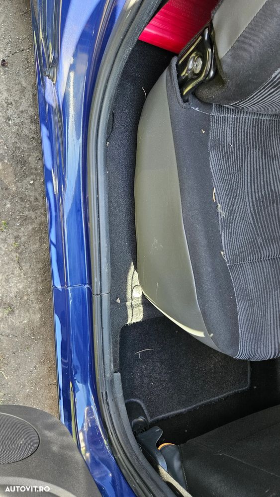 Dacia Logan K90 1.6 16v Laureate - 17