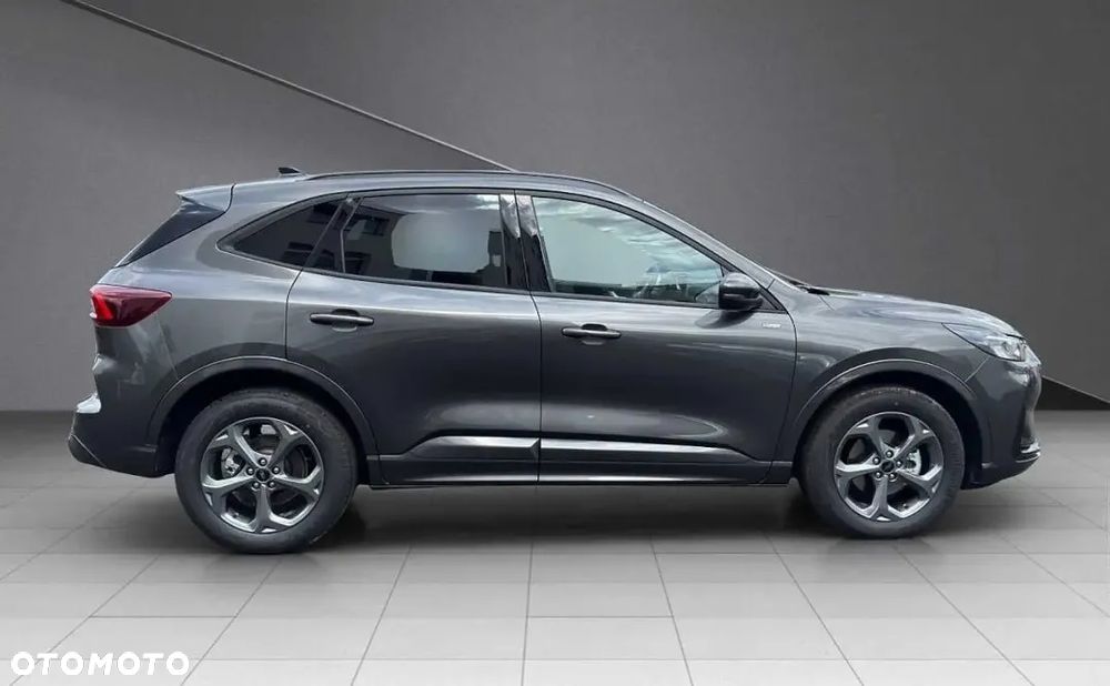 Ford Kuga 1.5 EcoBoost FWD ST-Line - 8