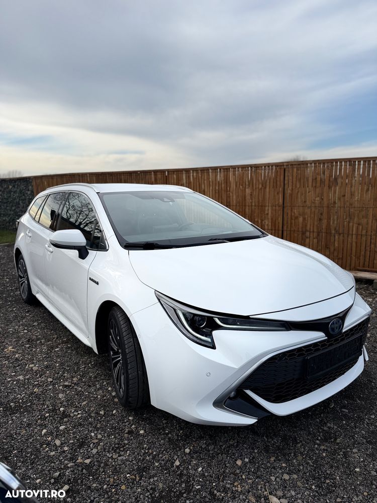 Toyota Corolla 1.8 Hybrid Comfort - 24