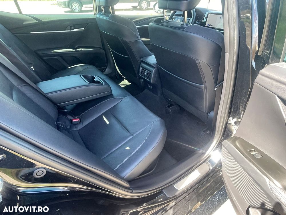 Toyota Camry 2.5 Dynamic - 13