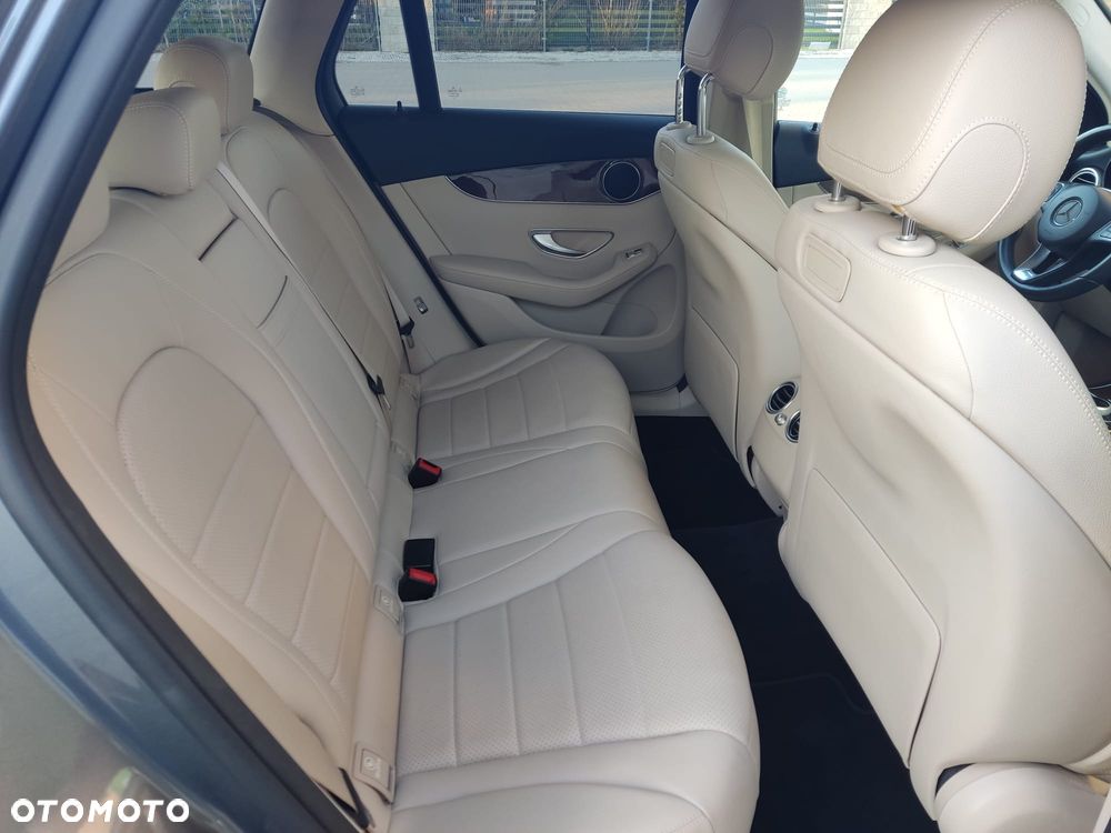 Mercedes-Benz GLC - 20
