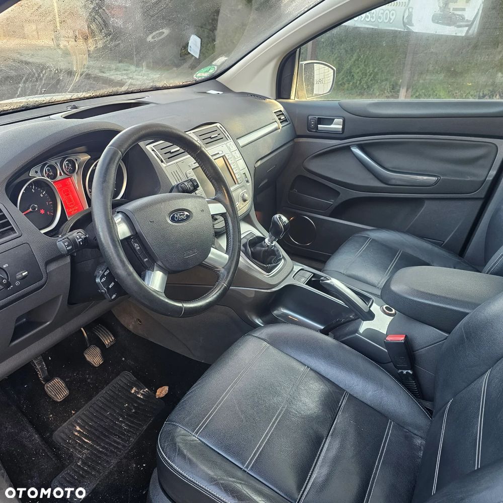 Ford Kuga 2.5 4x4 Individual - 4