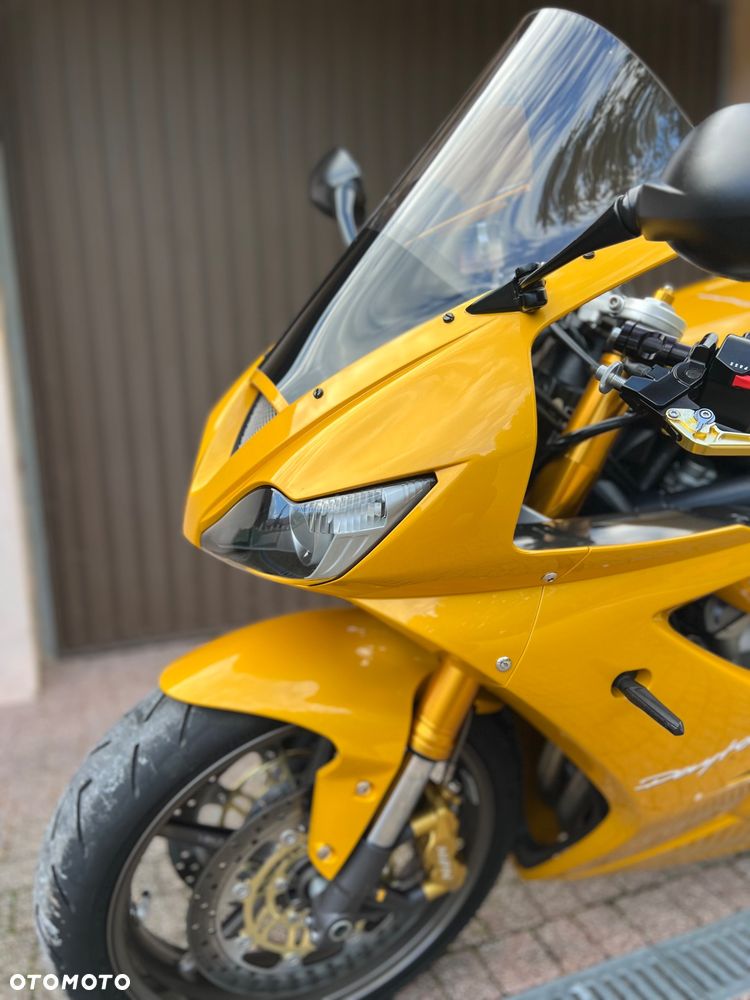 Triumph Daytona - 24