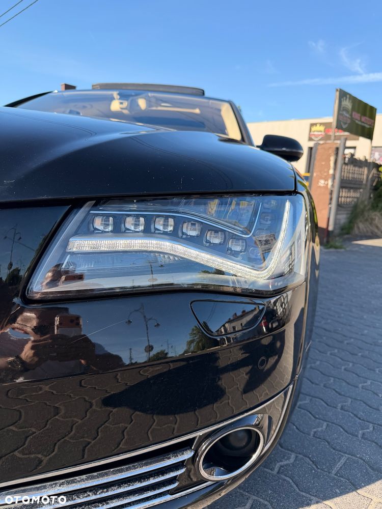 Audi A8 - 25