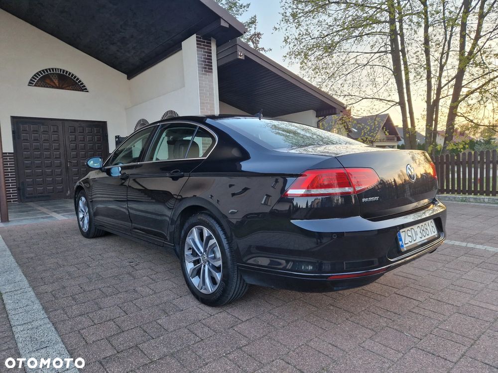 Volkswagen Passat 1.5 TSI EVO Comfortline DSG - 2