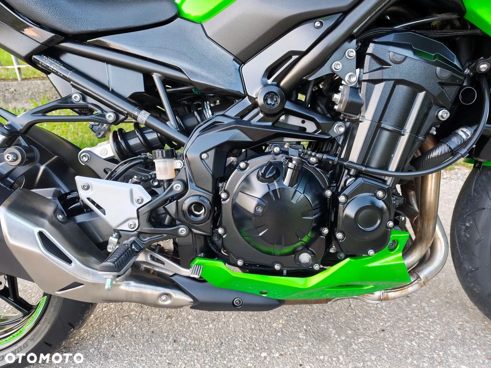 Kawasaki Z 900 - 15