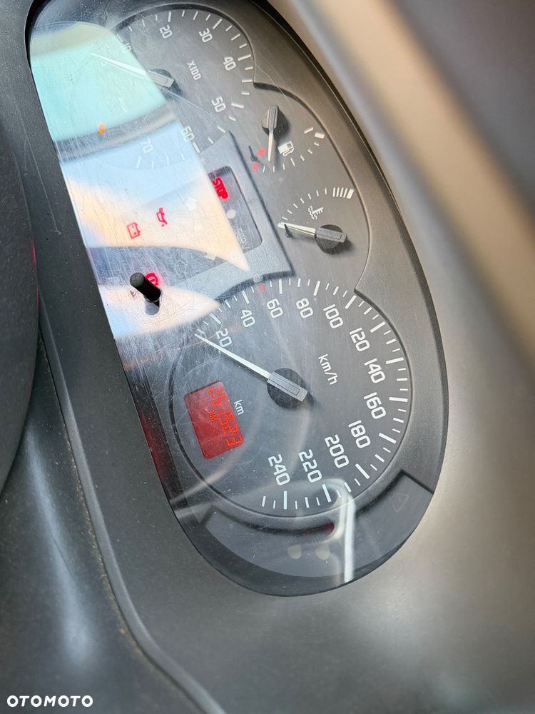 Renault Scenic - 13