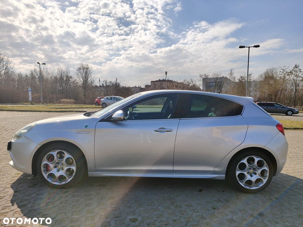 Alfa Romeo Giulietta 1.8 TBi 16V Quadrifoglio Verde - 12