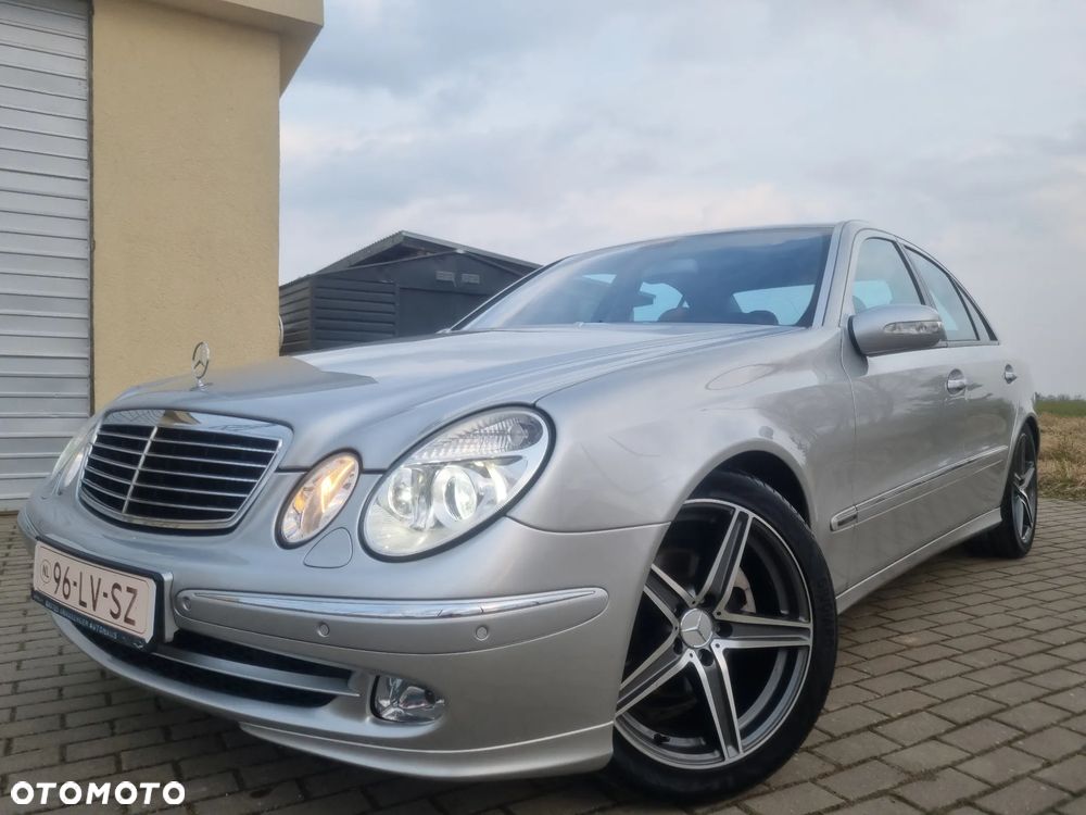 Mercedes-Benz Klasa E 240 4-Matic Avantgarde - 1