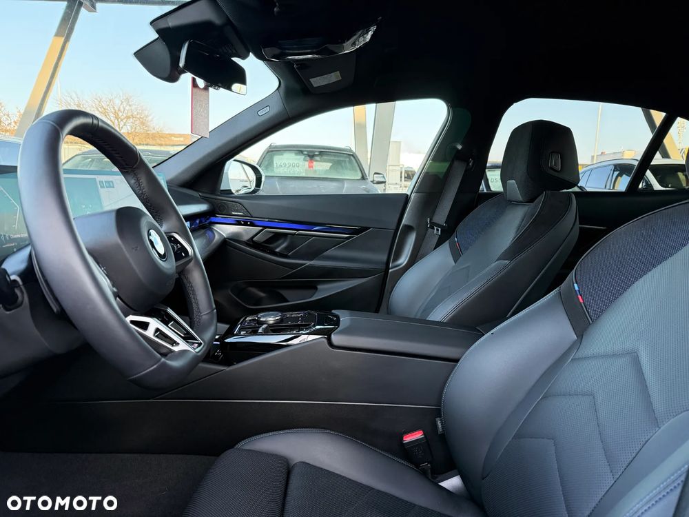 BMW Seria 5 - 26