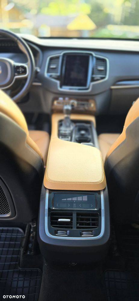 Volvo XC 90 T6 AWD Geartronic Momentum - 18