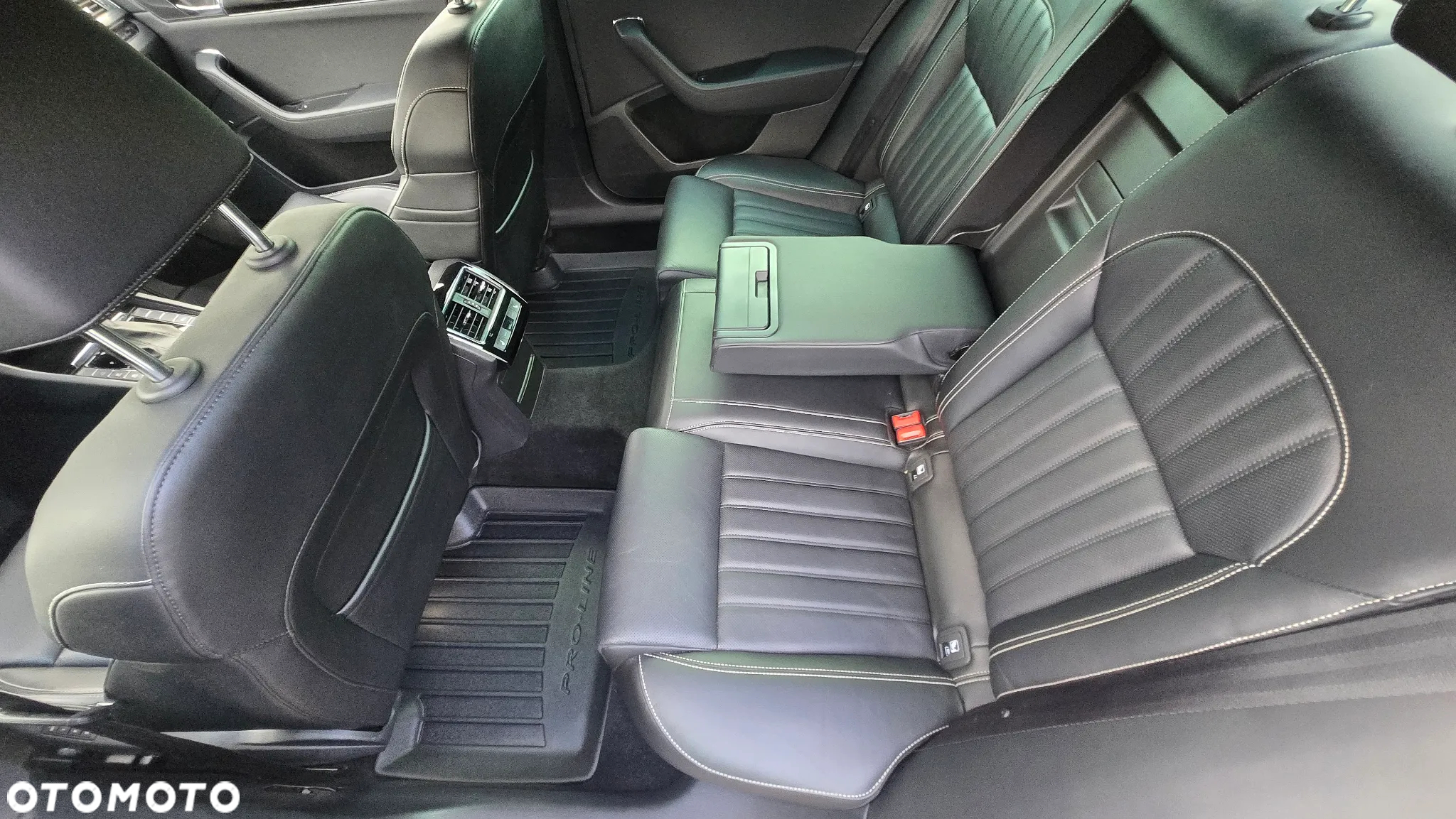 Skoda Superb 1.4 TSI Plug-In Hybrid L&K DSG - 9