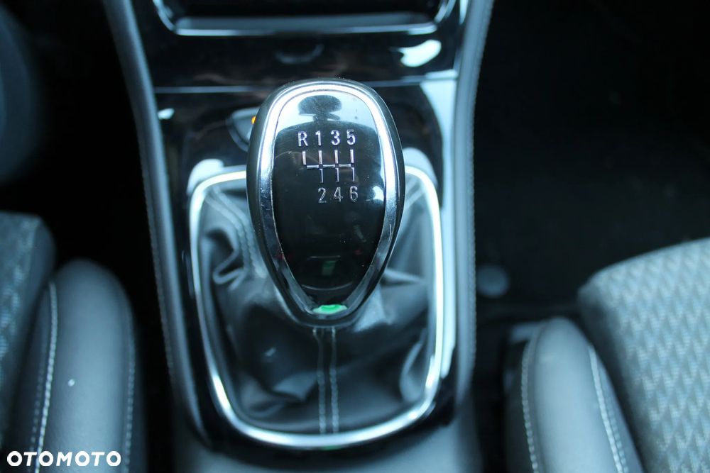 Opel Astra 1.6 BiTurbo D (CDTI) Start/Stop Business - 13