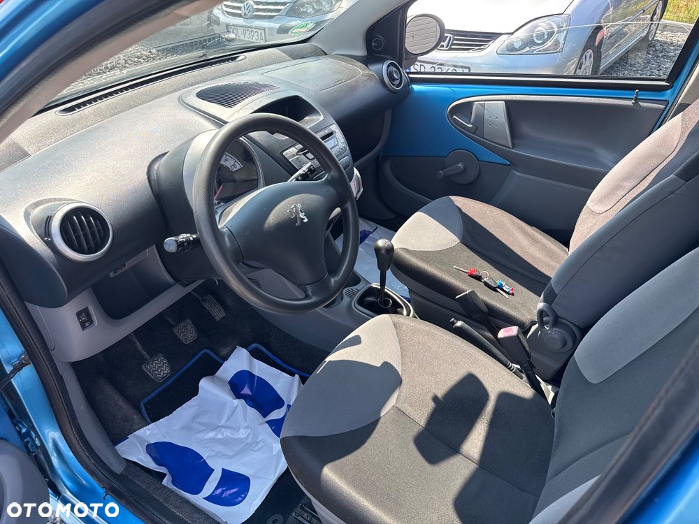Peugeot 107 1.0 Trendy - 9