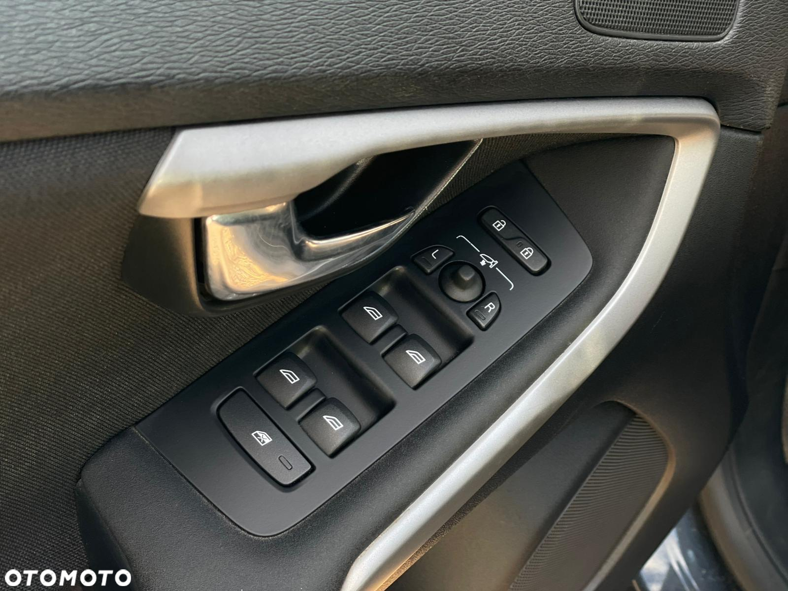 Volvo V40 D3 Geartronic - 21