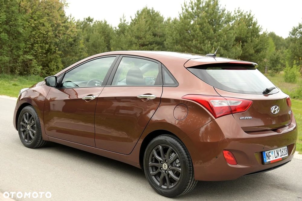 Hyundai i30 1.4 Premium - 5