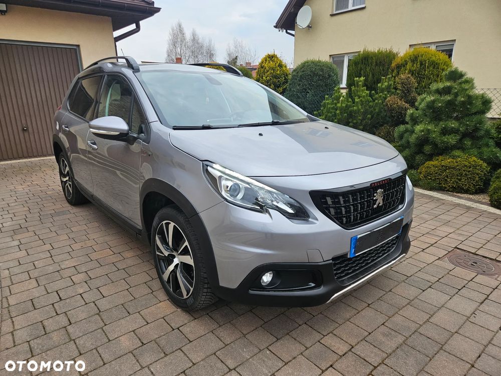 Peugeot 2008 1.5 BlueHDi GT Line S&S - 11
