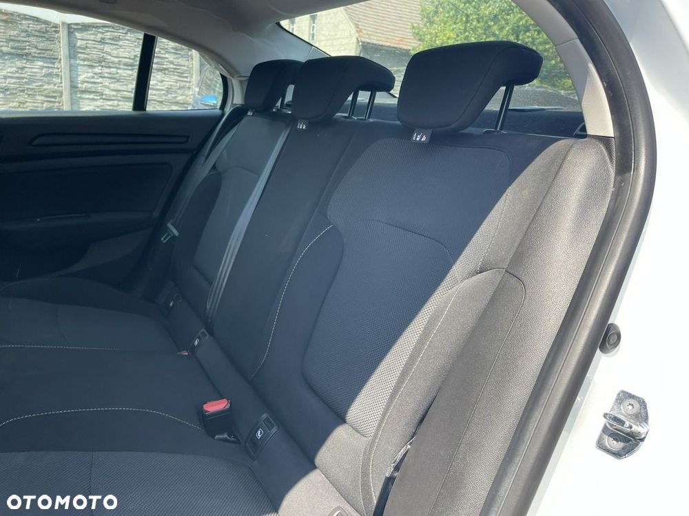 Renault Megane 1.3 TCe FAP Limited - 10