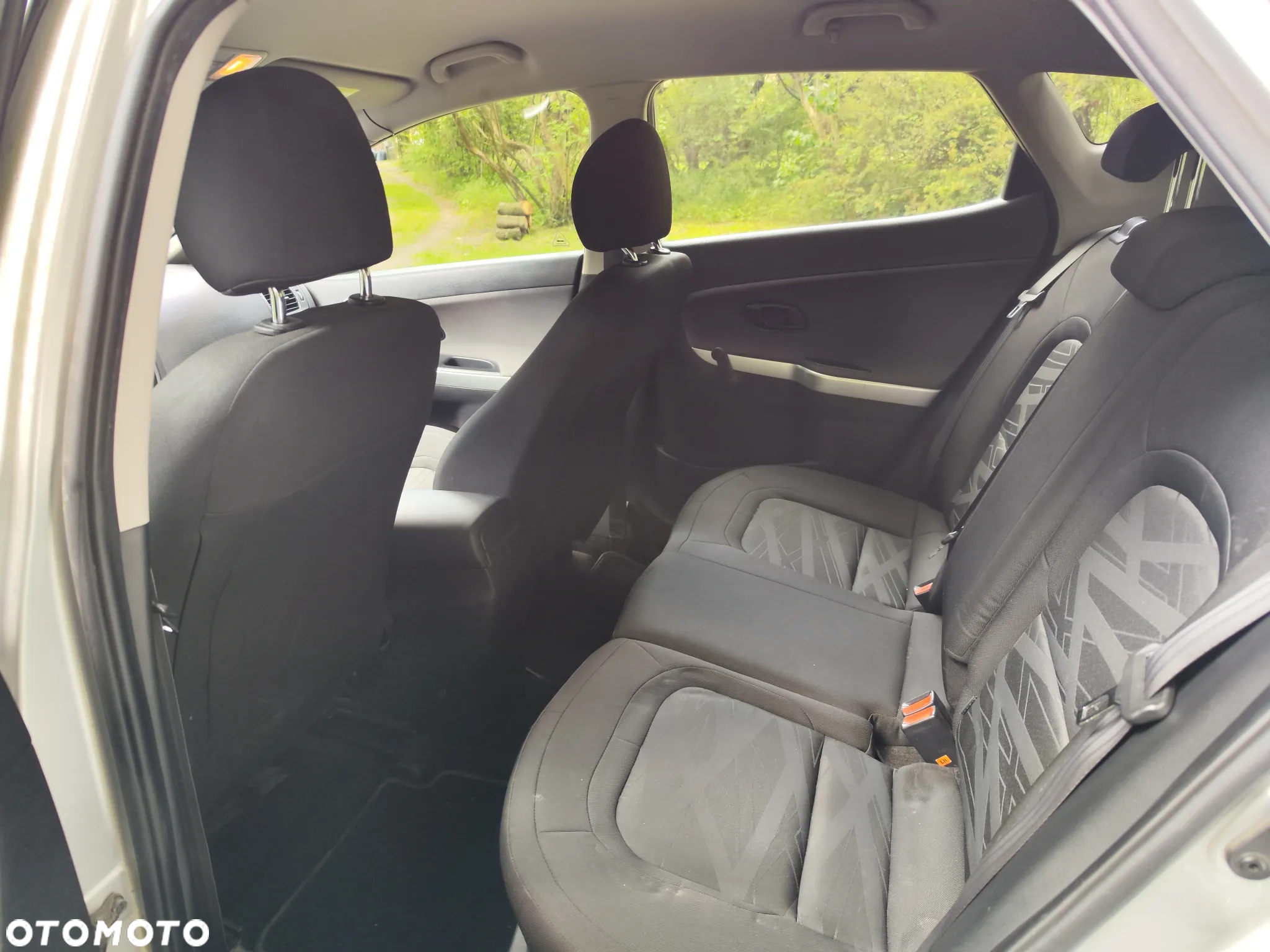 Kia Ceed Cee'd 1.4 CRDi M - 10