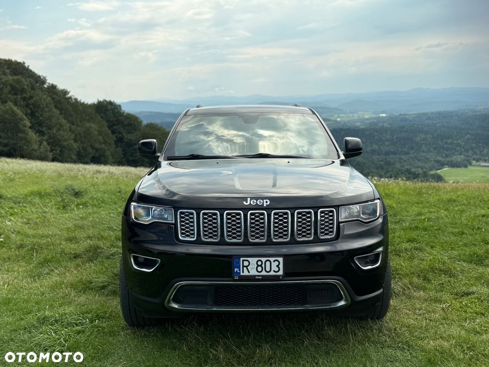 Jeep Grand Cherokee - 21