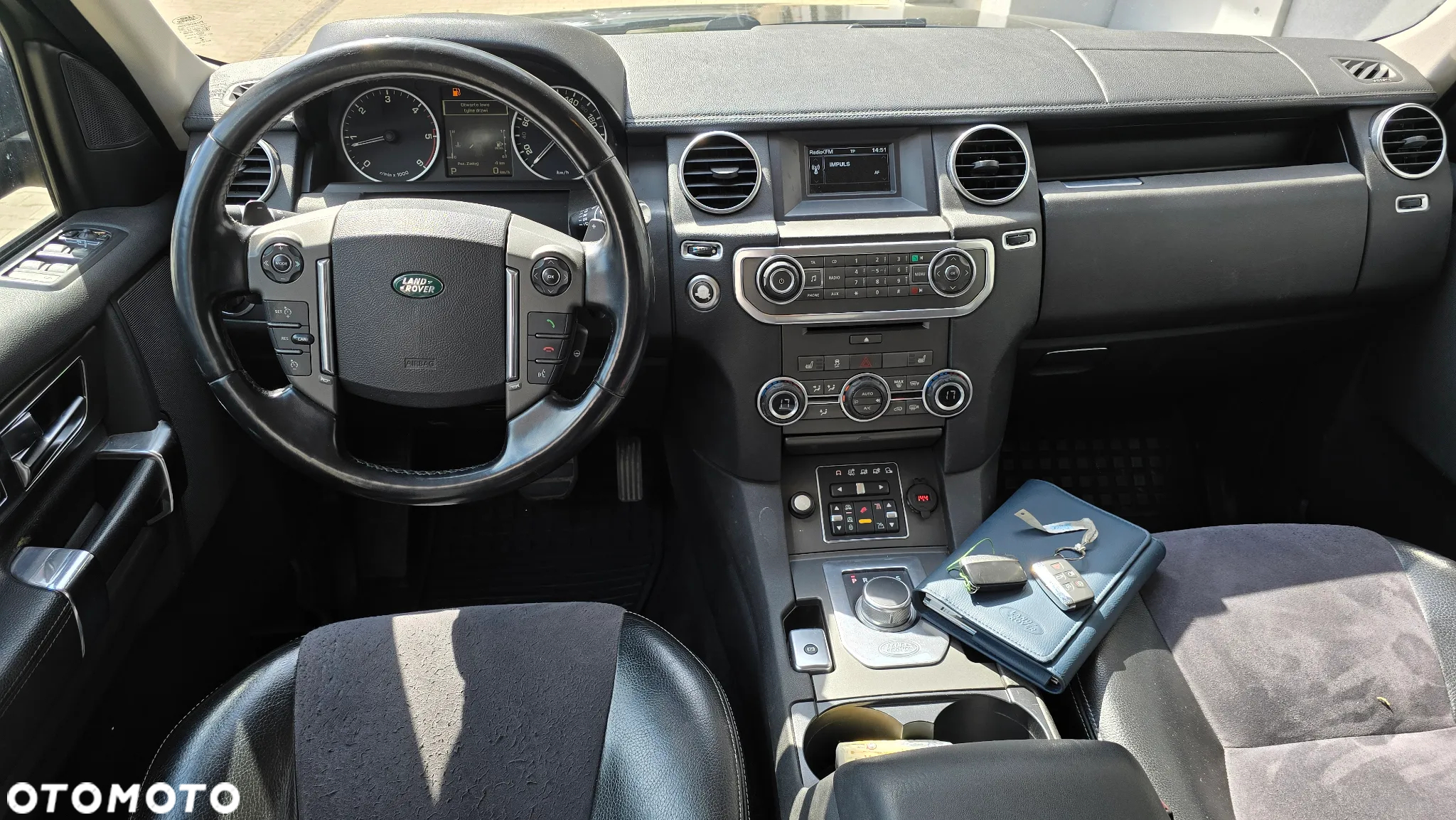 Land Rover Discovery IV 3.0D V6 S - 22