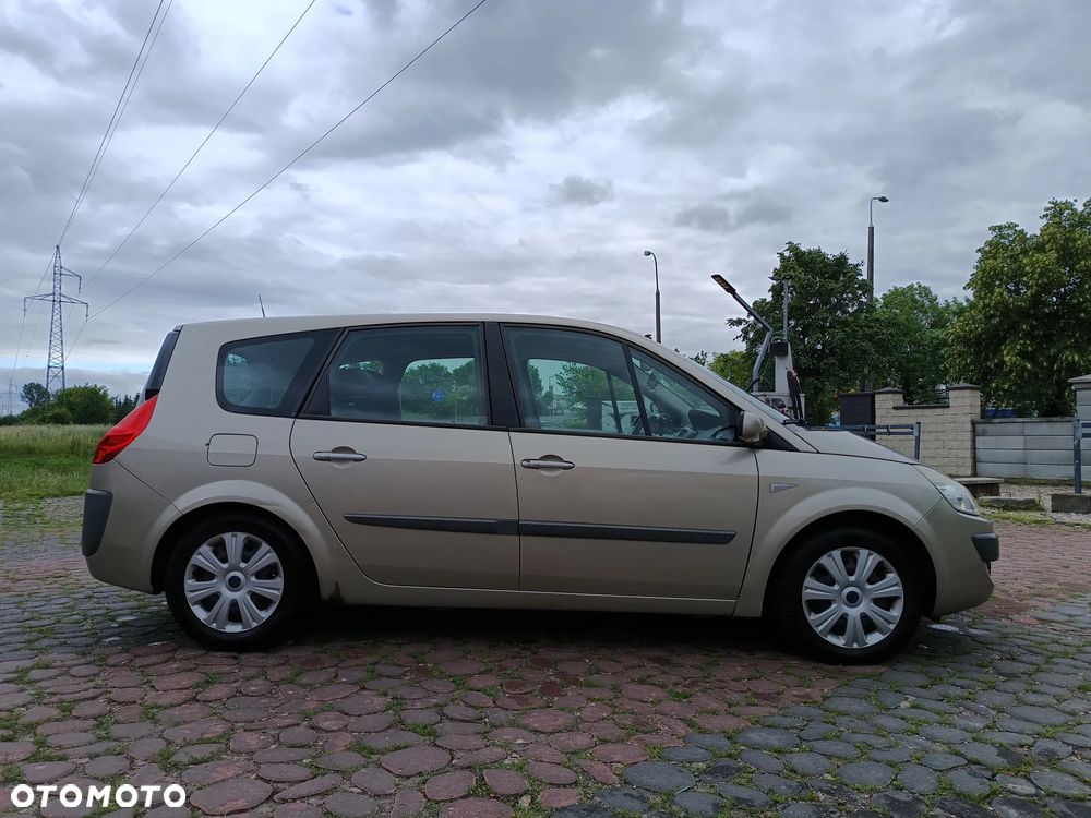 Renault Grand Scenic Gr 1.9 dCi Luxe Privilege - 6