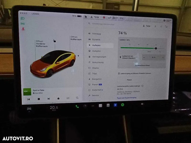 Tesla Model 3 - 8