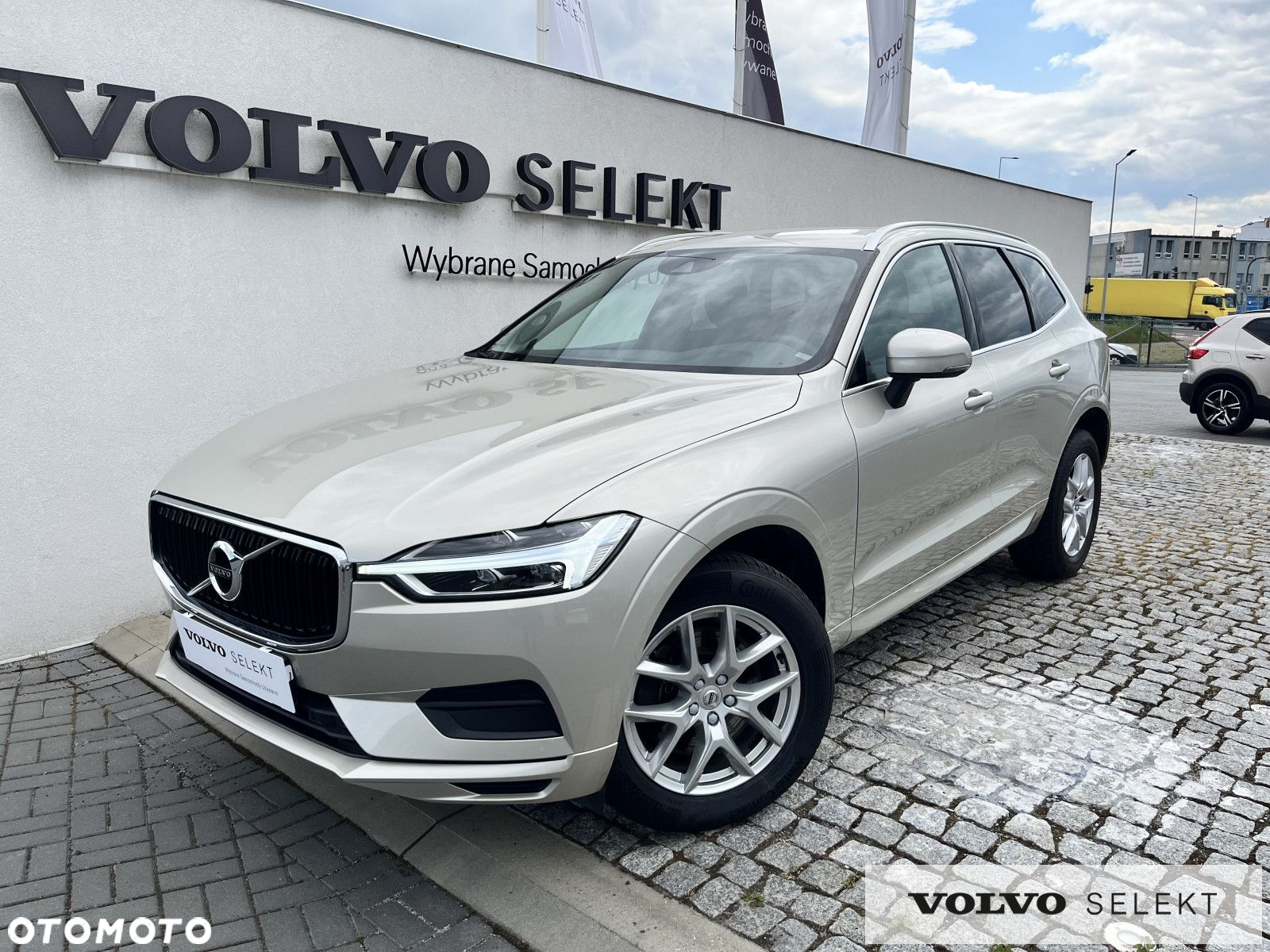 Volvo XC 60 - 4