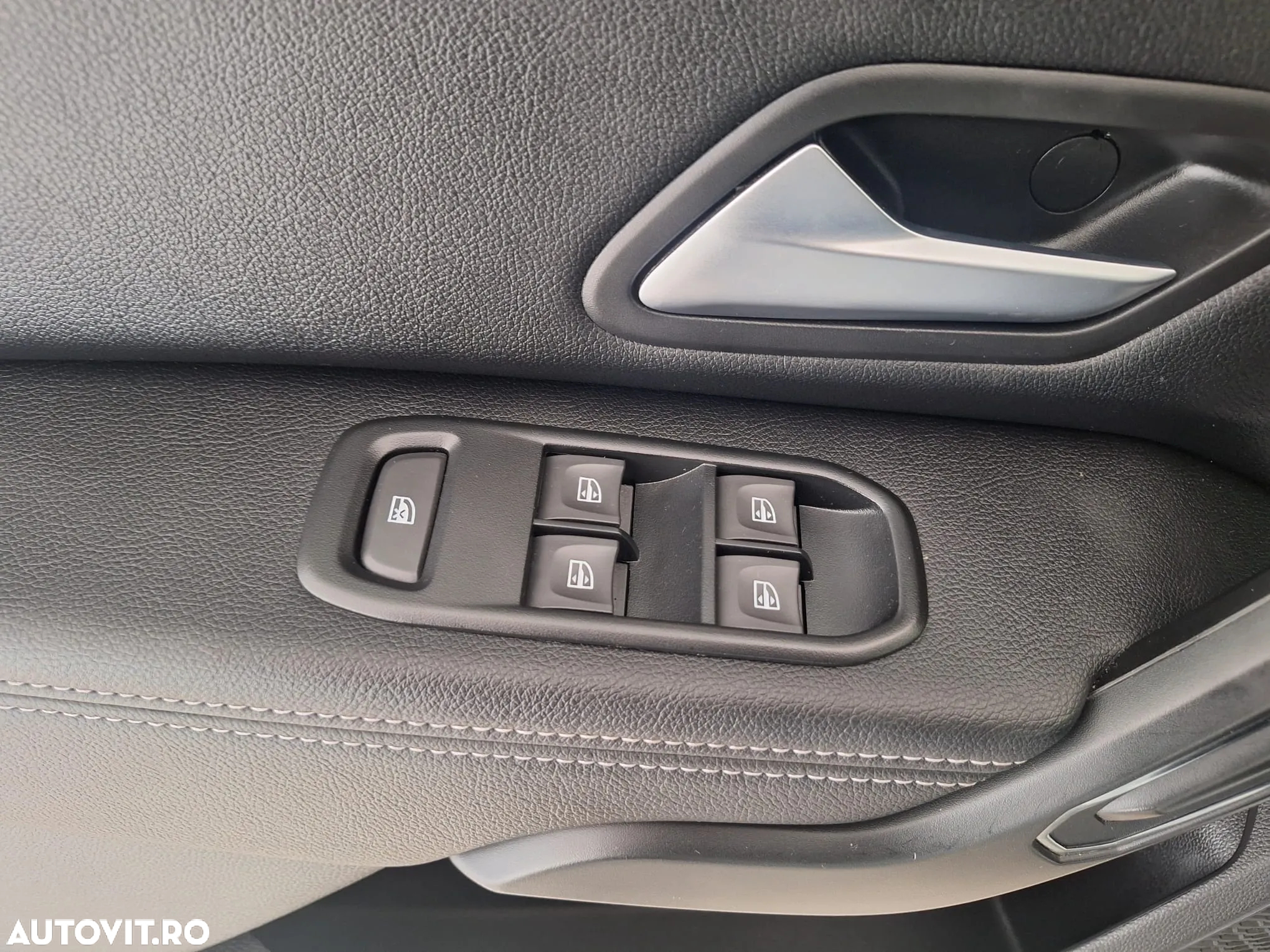 Dacia Duster 1.5 Blue dCi 4WD Prestige jante 17" - 14