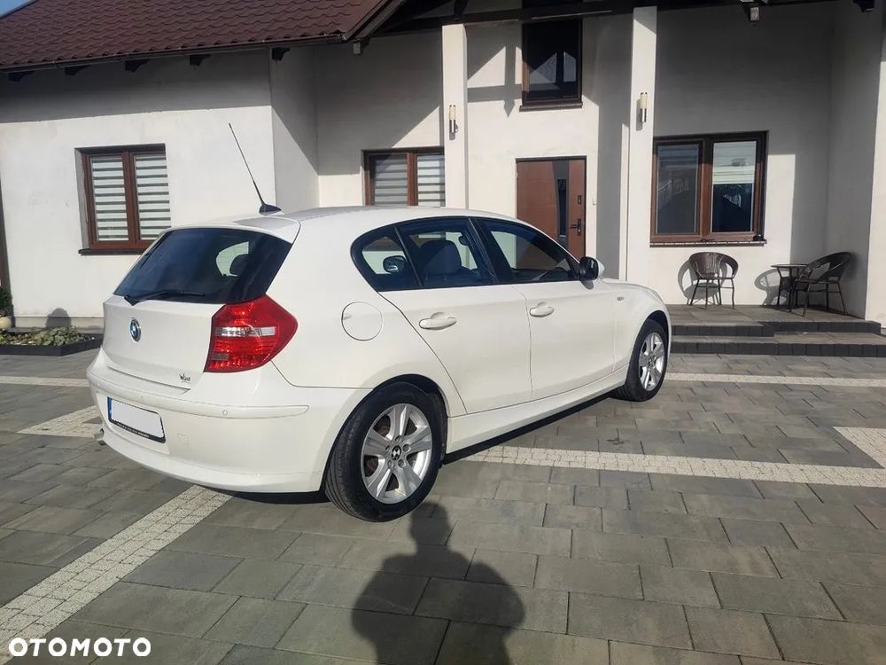 BMW Seria 1 116d - 12