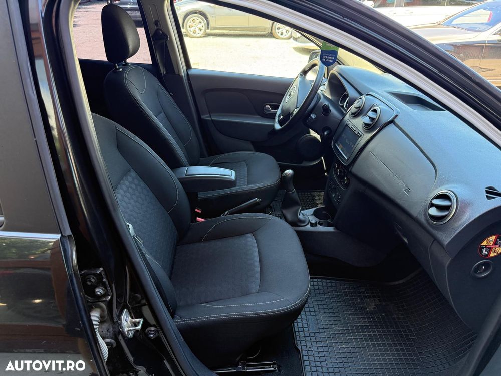 Dacia Sandero - 8