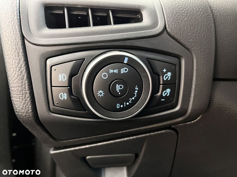 Ford Focus - 8