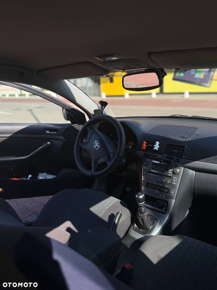Toyota Avensis 2.0 D-4D Luna - 8