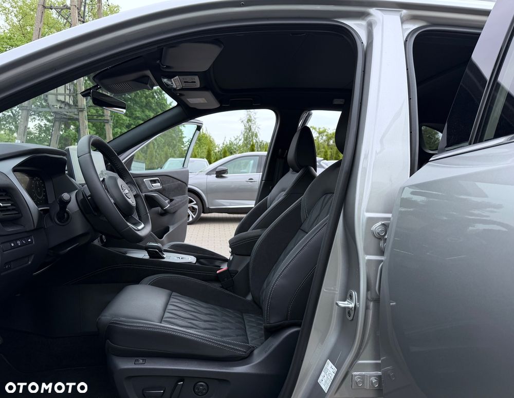 Nissan Qashqai 1.3 DIG-T MHEV Xtronic Tekna+ - 36