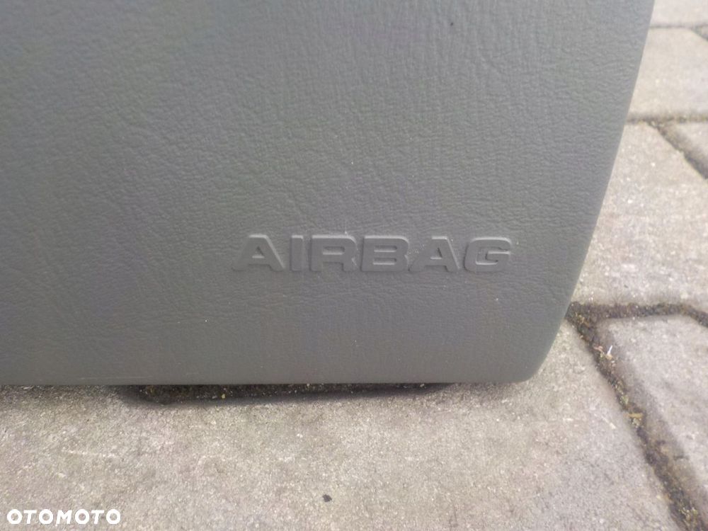 VW T4 MULTIVAN PODUSZKA AIRBAG PRAWY PASAŻERA - 2