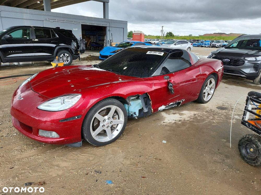 Chevrolet Corvette - 2