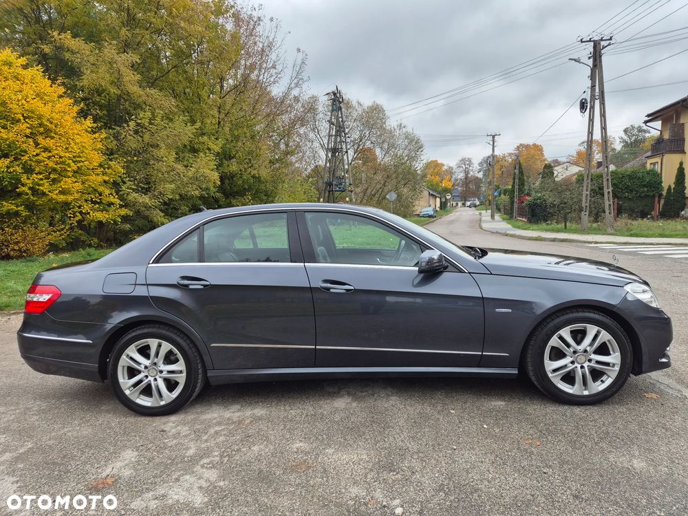Mercedes-Benz Klasa E 200 CGI BlueEFFICIENCY Automatik Avantgarde - 19