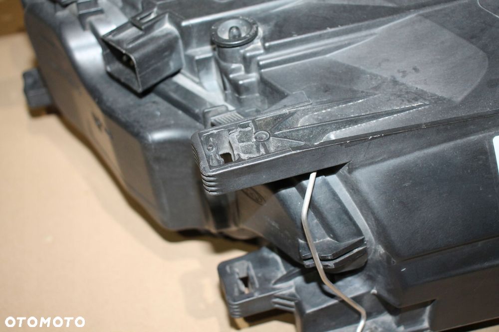 volvo v70 s80 xc70 lewy xenon skrętny, lewa lampa skrętna 31353532 europa - 6