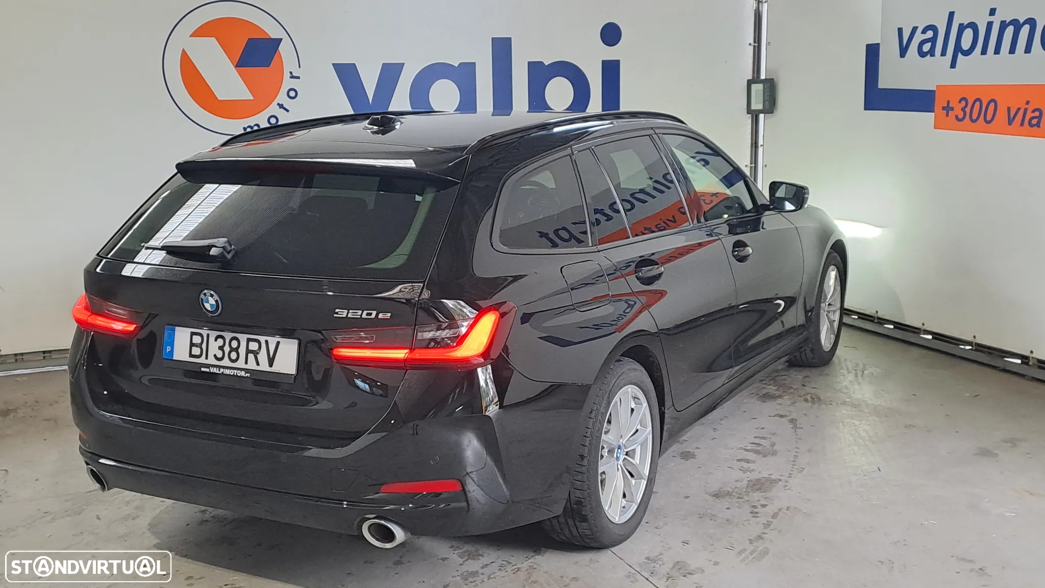 BMW 320 e Touring Auto - 3