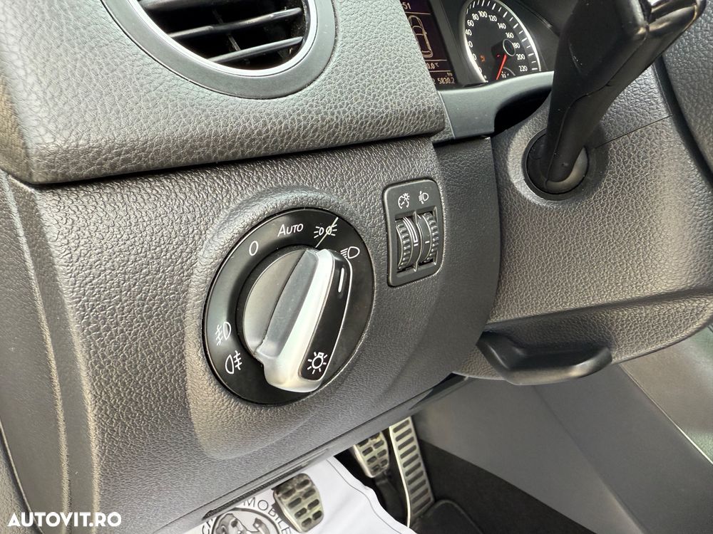 Volkswagen Golf Plus 1.4 TSI Highline - 15