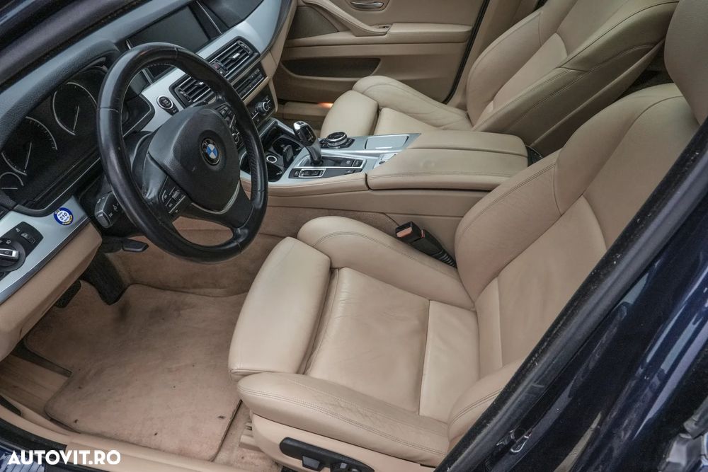 BMW Seria 5 520d xDrive Aut. Modern Line - 13