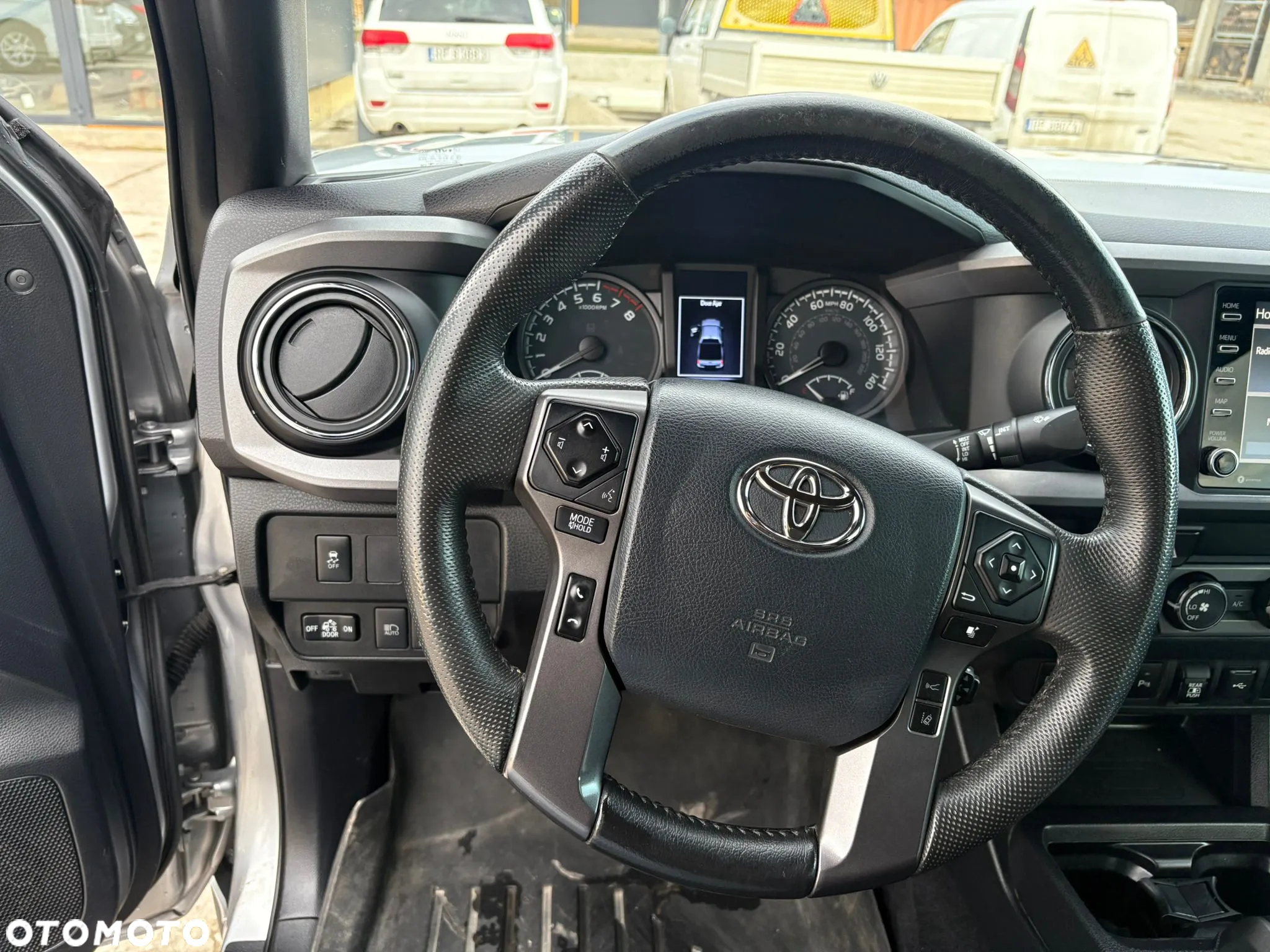 Toyota Tacoma - 13