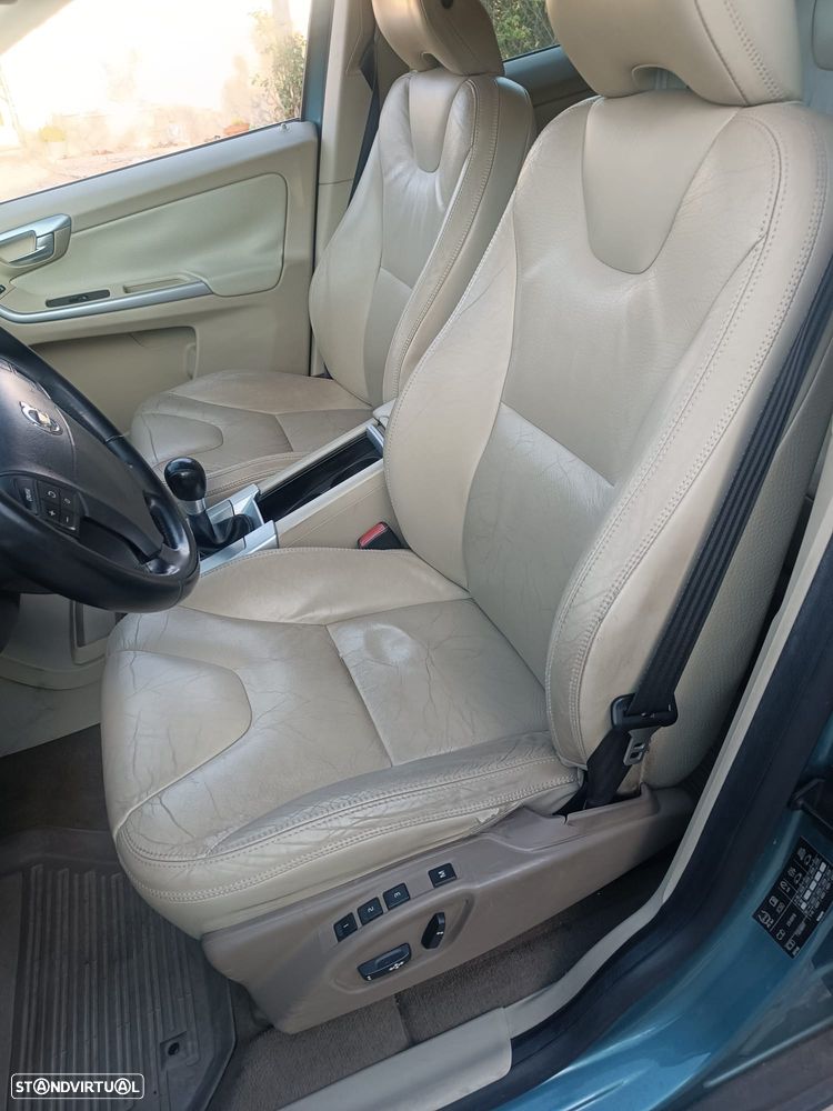 Volvo XC 60 2.4 D5 Summum AWD Start/Stop - 9