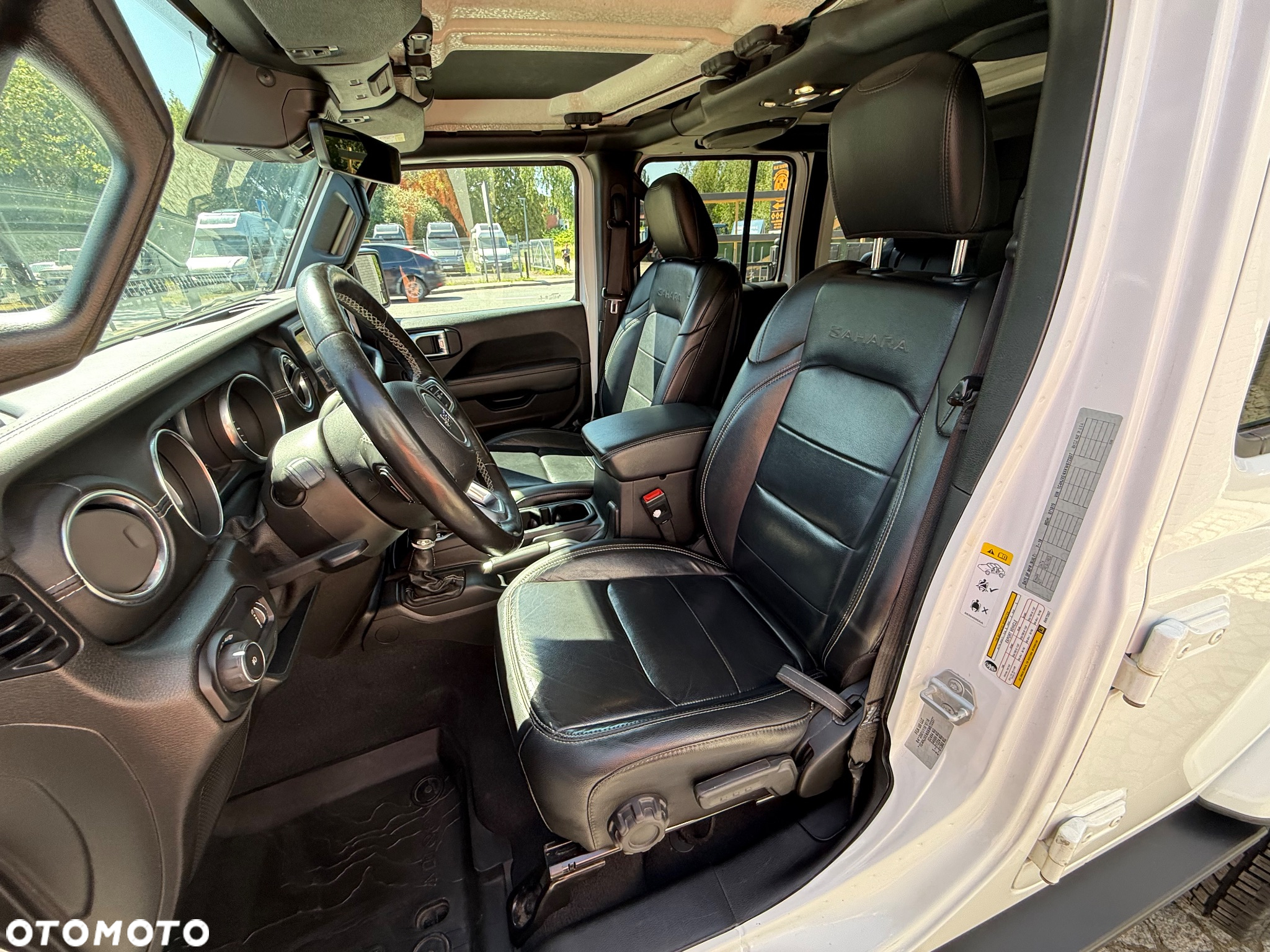 Jeep Wrangler Unlimited GME 2.0 Turbo Sahara - 12
