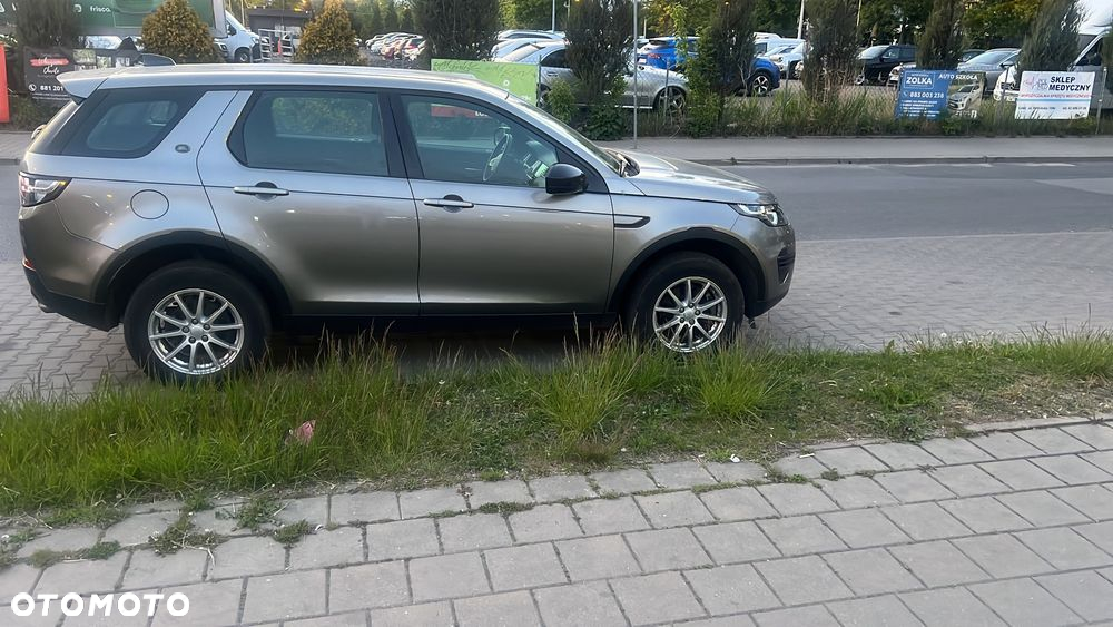 Land Rover Discovery Sport 2.0 TD4 Pure - 6
