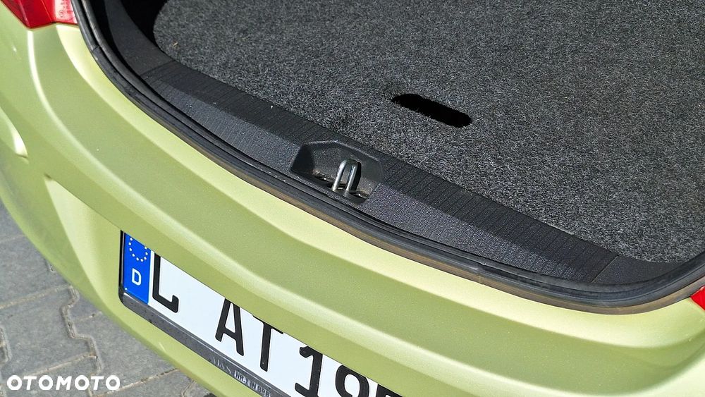 Opel Corsa - 21