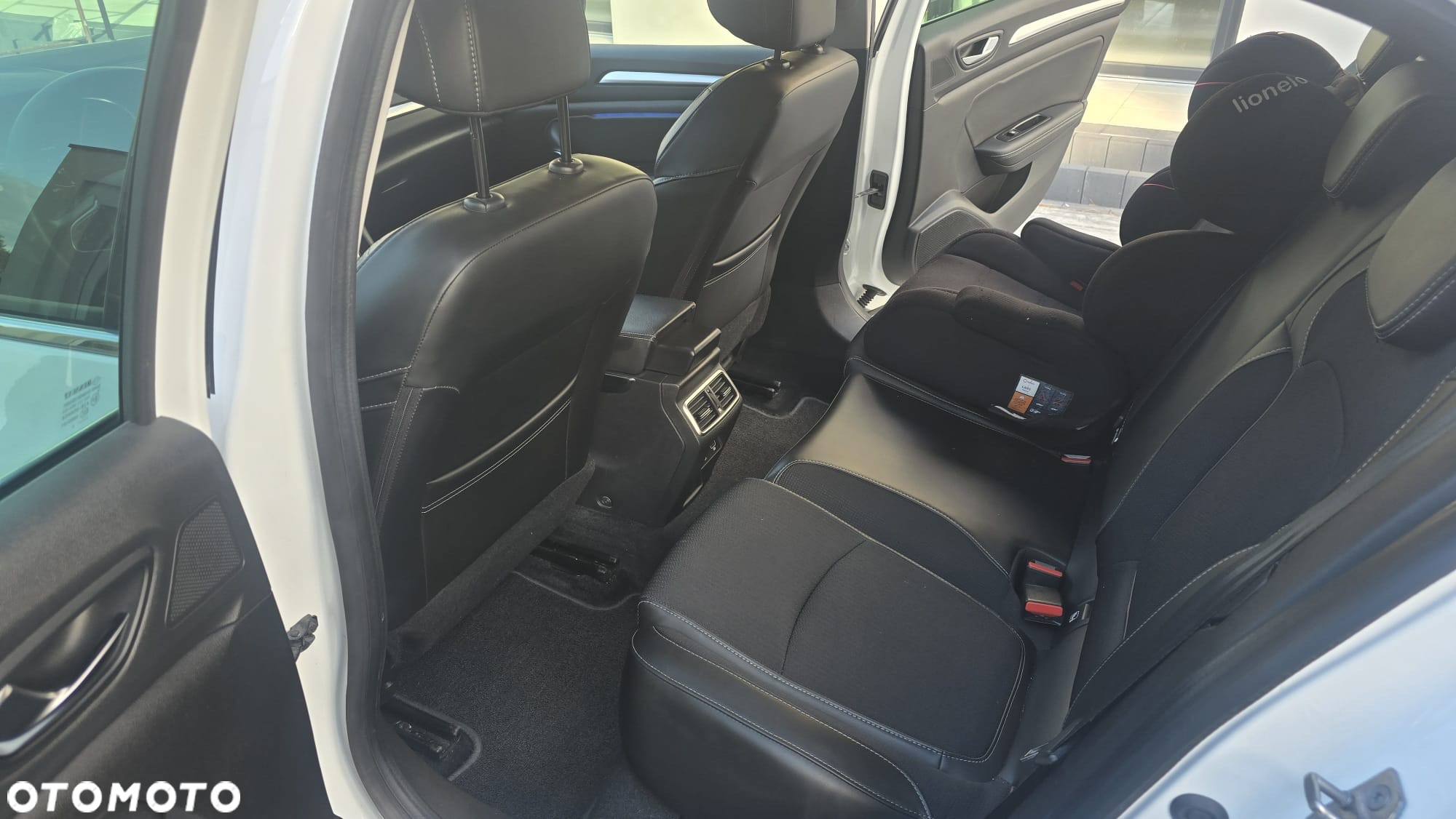 Renault Megane 1.3 TCe Intens EDC - 21
